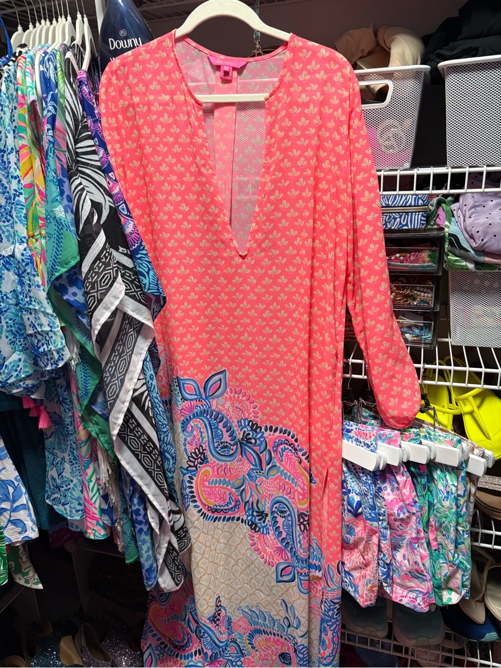 Lilly Pulitzer Frey Coral spritz Print Maxi caftan sz large - Picture 2 of 2